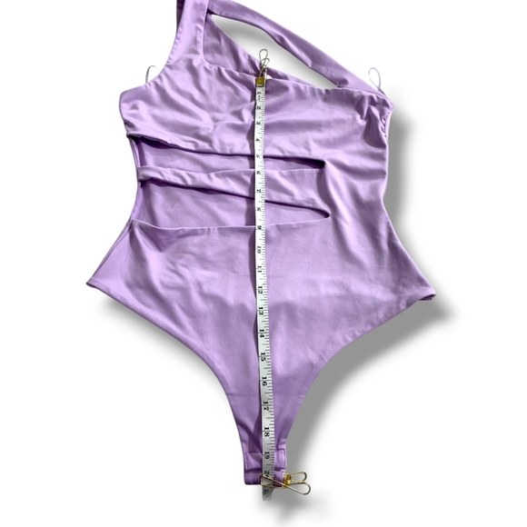 NWOT Rare Collective One Shoulder Cut Out Body Suit, size Medium - Picture 10 of 11